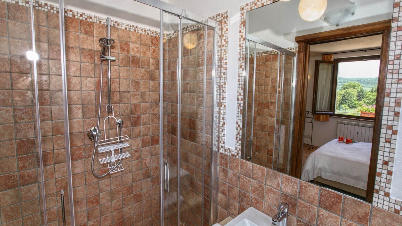 Photo of Bathroom in Todi