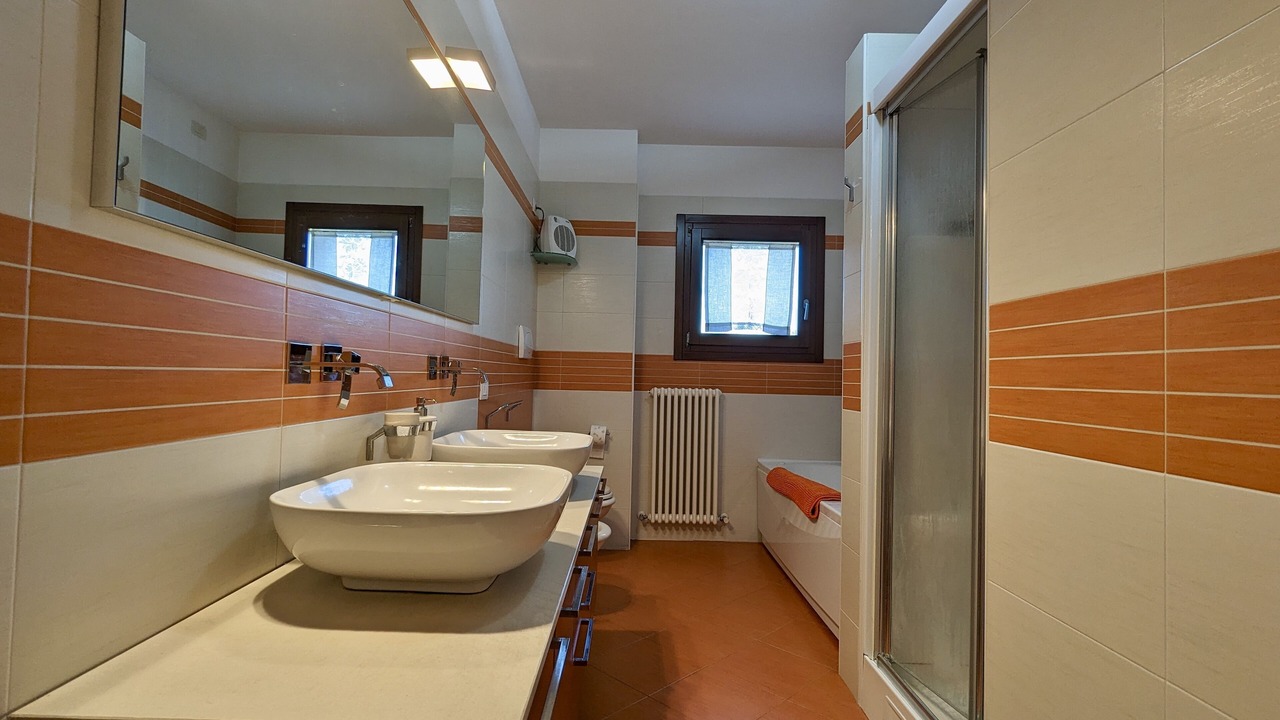 Photo of Bathroom in Caldiero
