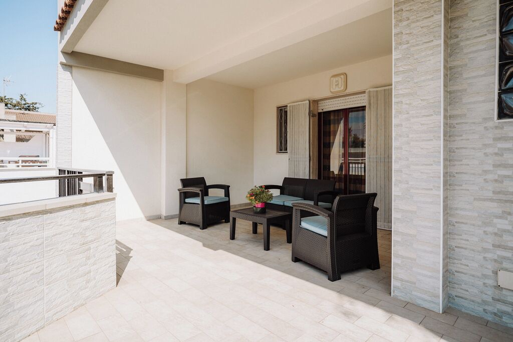 Photo of Patio Balcony in Caucana-finaiti-casuzze-finaiti Nord