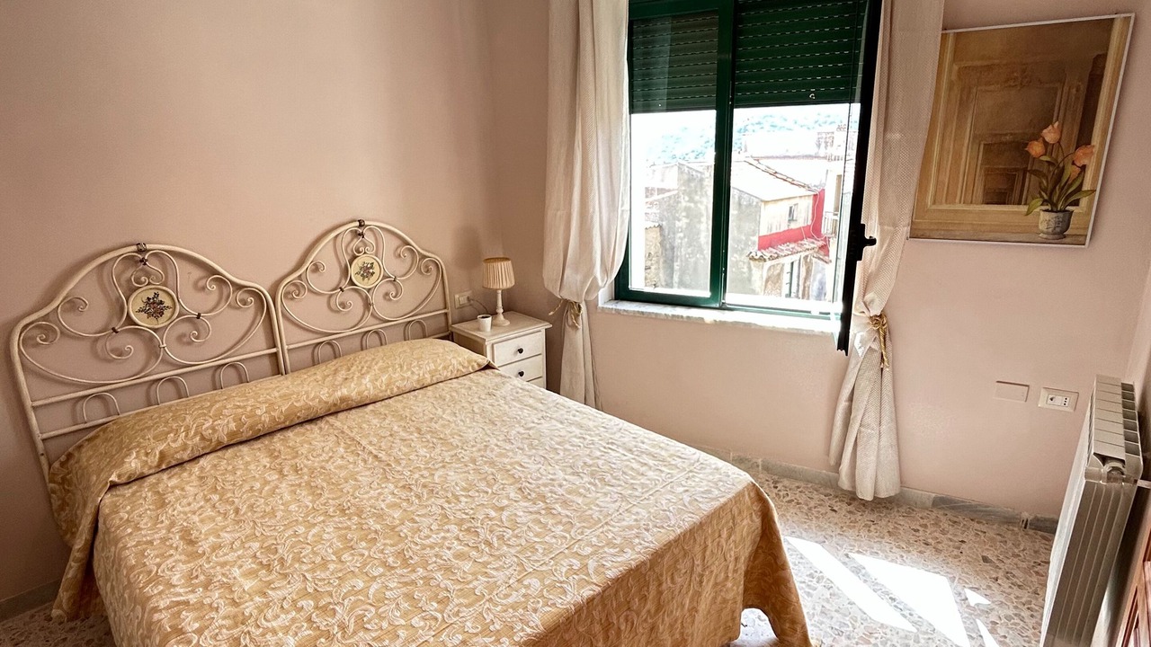 Photo of Bedroom in Camerota