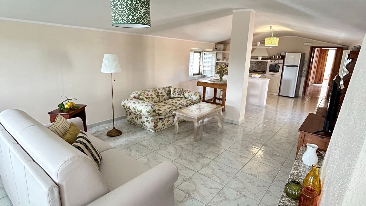 Photo of Livingroom in Camerota