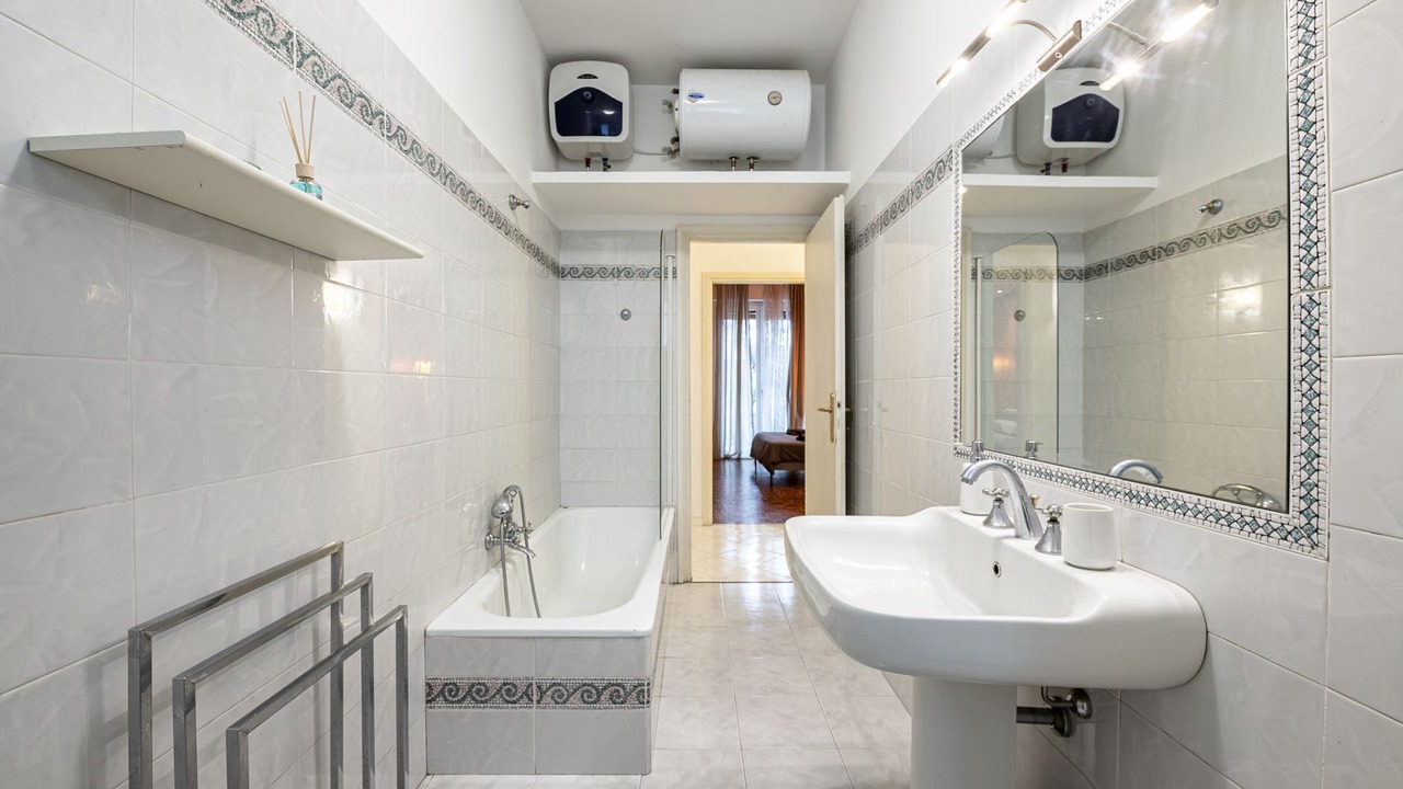 Photo of Bathroom in Isolotto