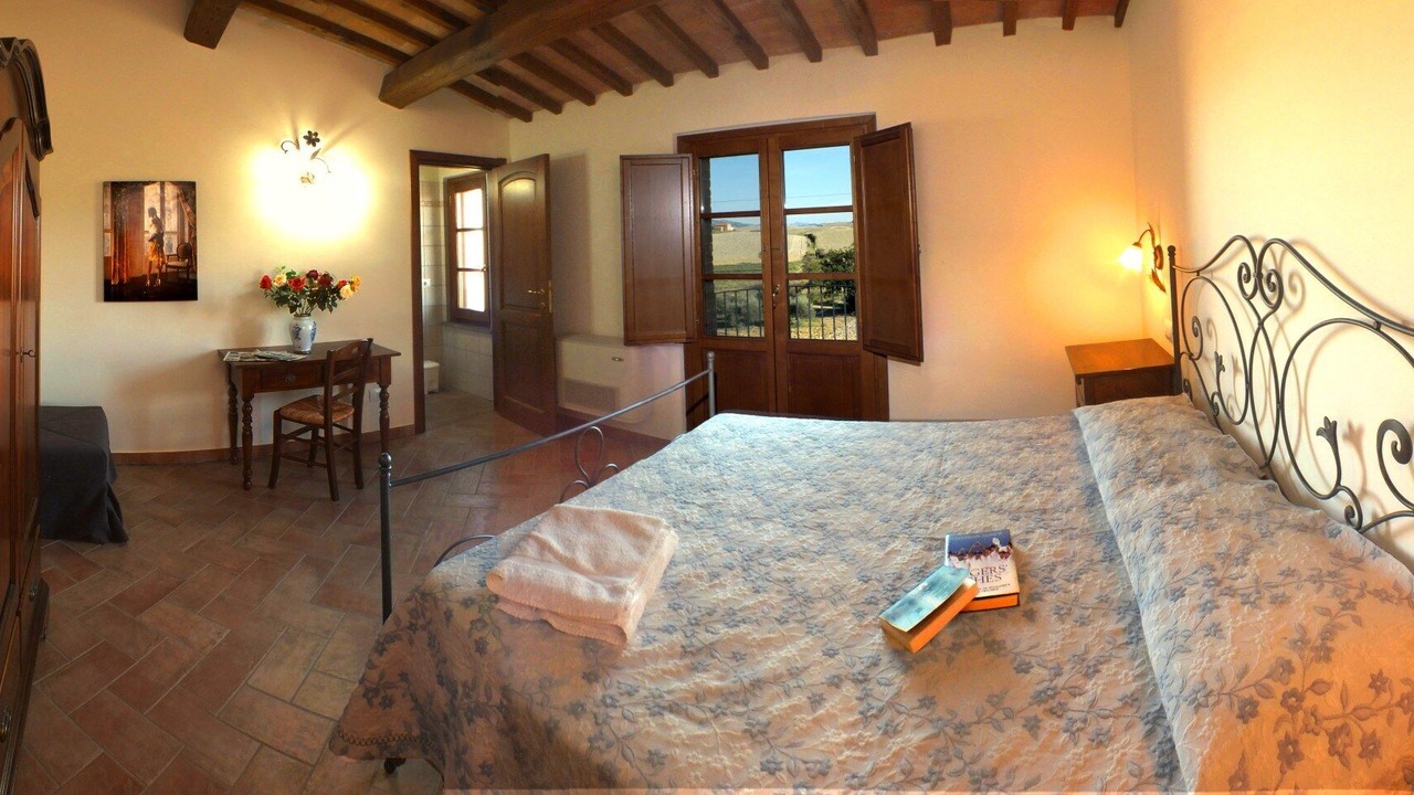 Photo of Bedroom in Orciatico