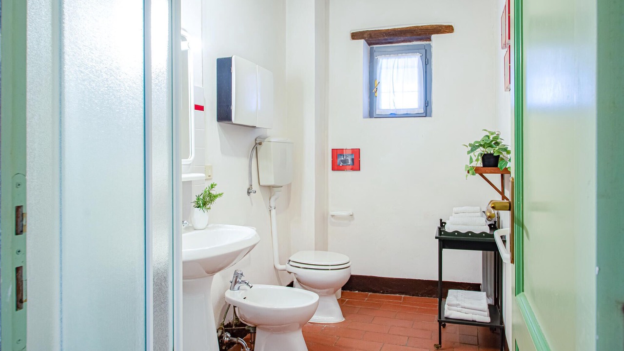 Photo of Bathroom in Paciano