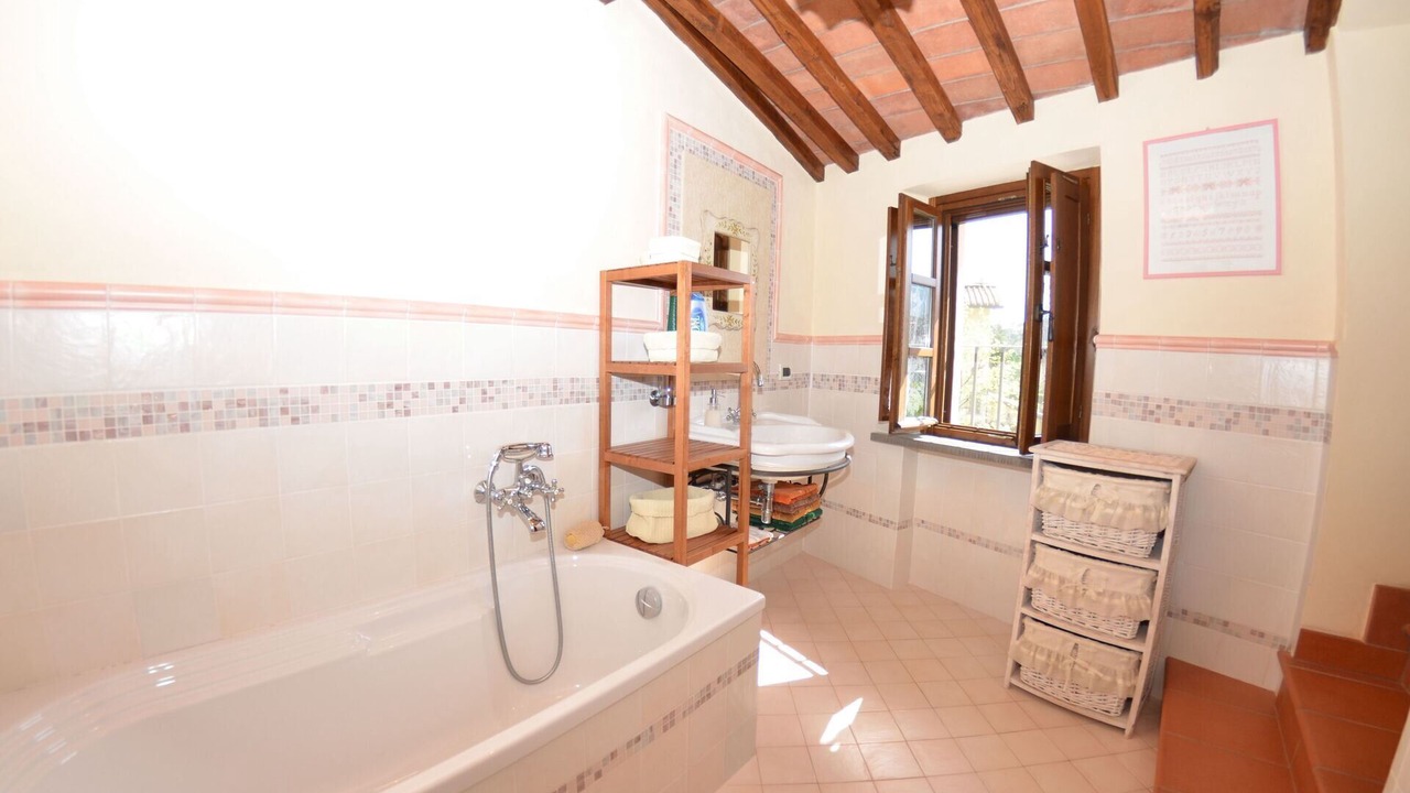 Photo of Bathroom in Cascine-La Croce