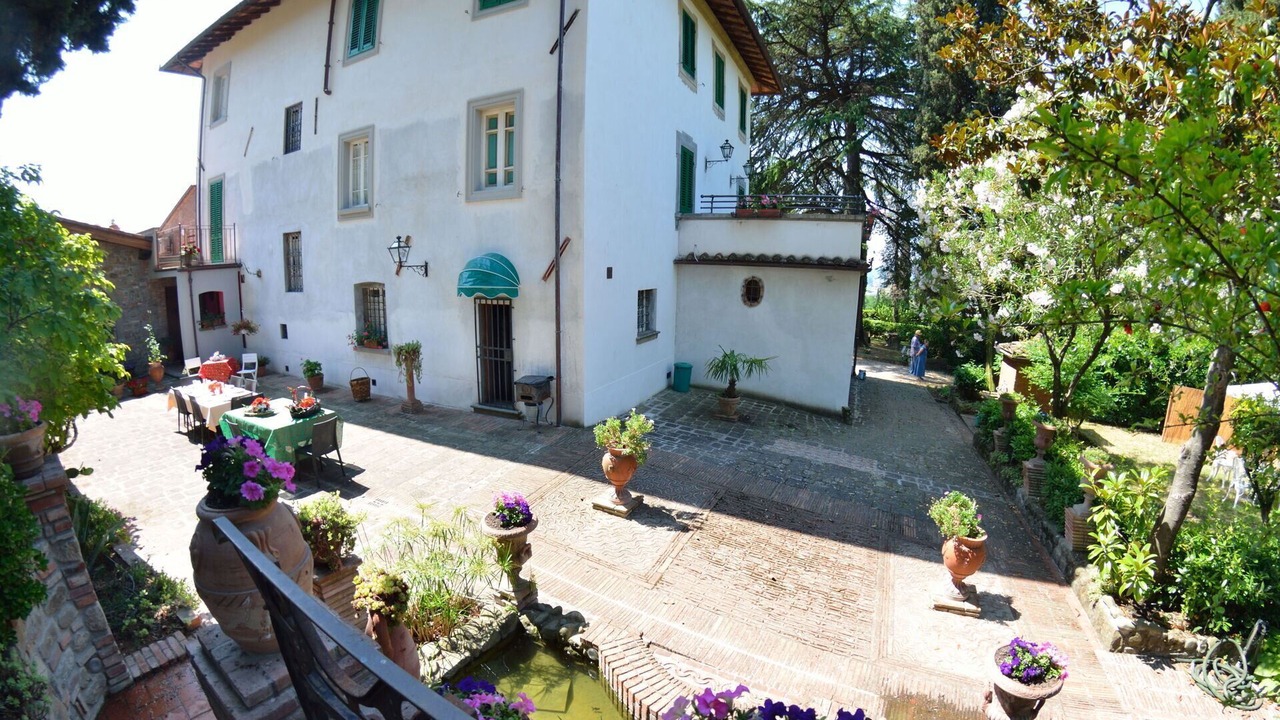 Photo of Patio Balcony in Uzzano