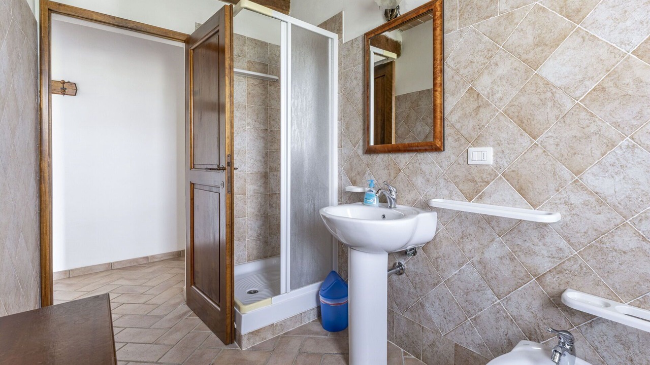 Photo of Bathroom in Radicondoli