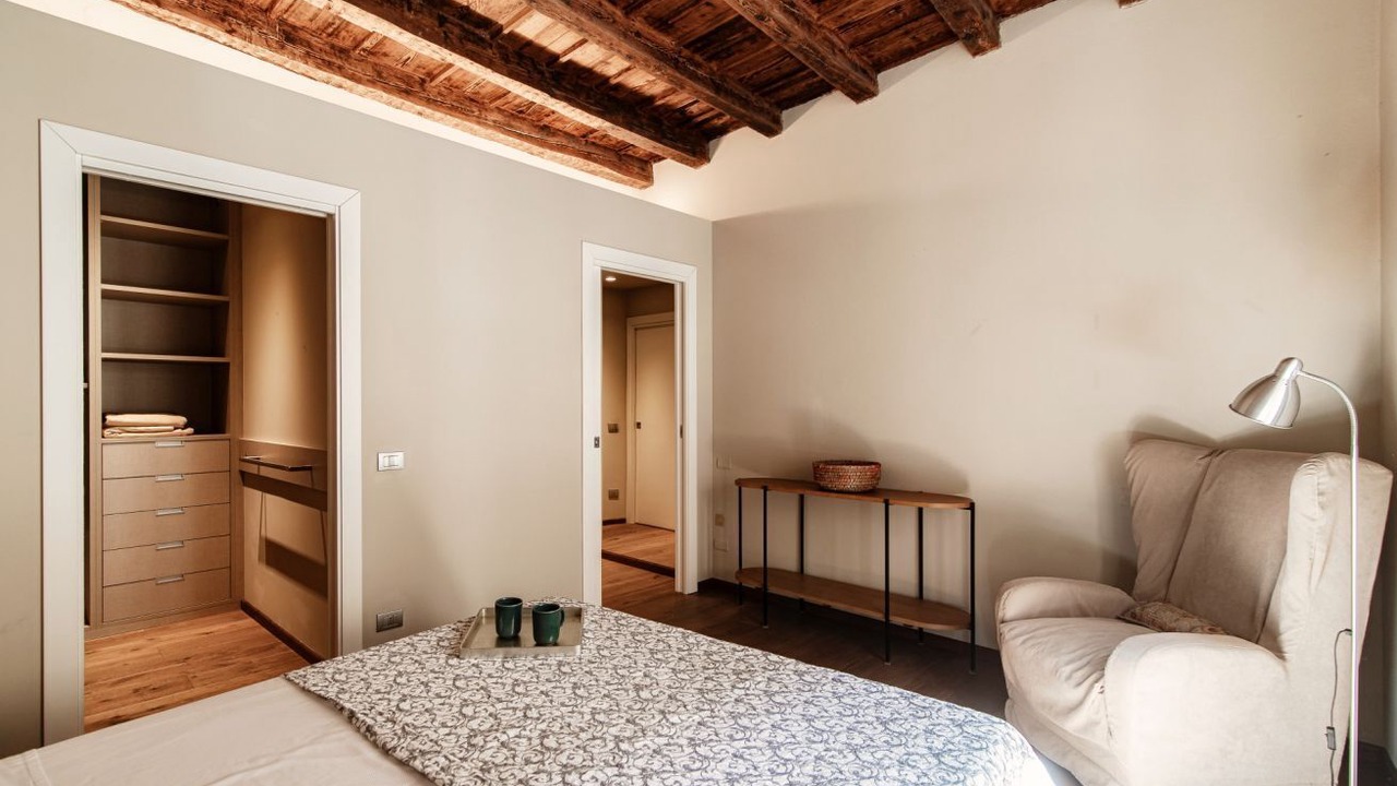 Photo of Bedroom in Como City Centre