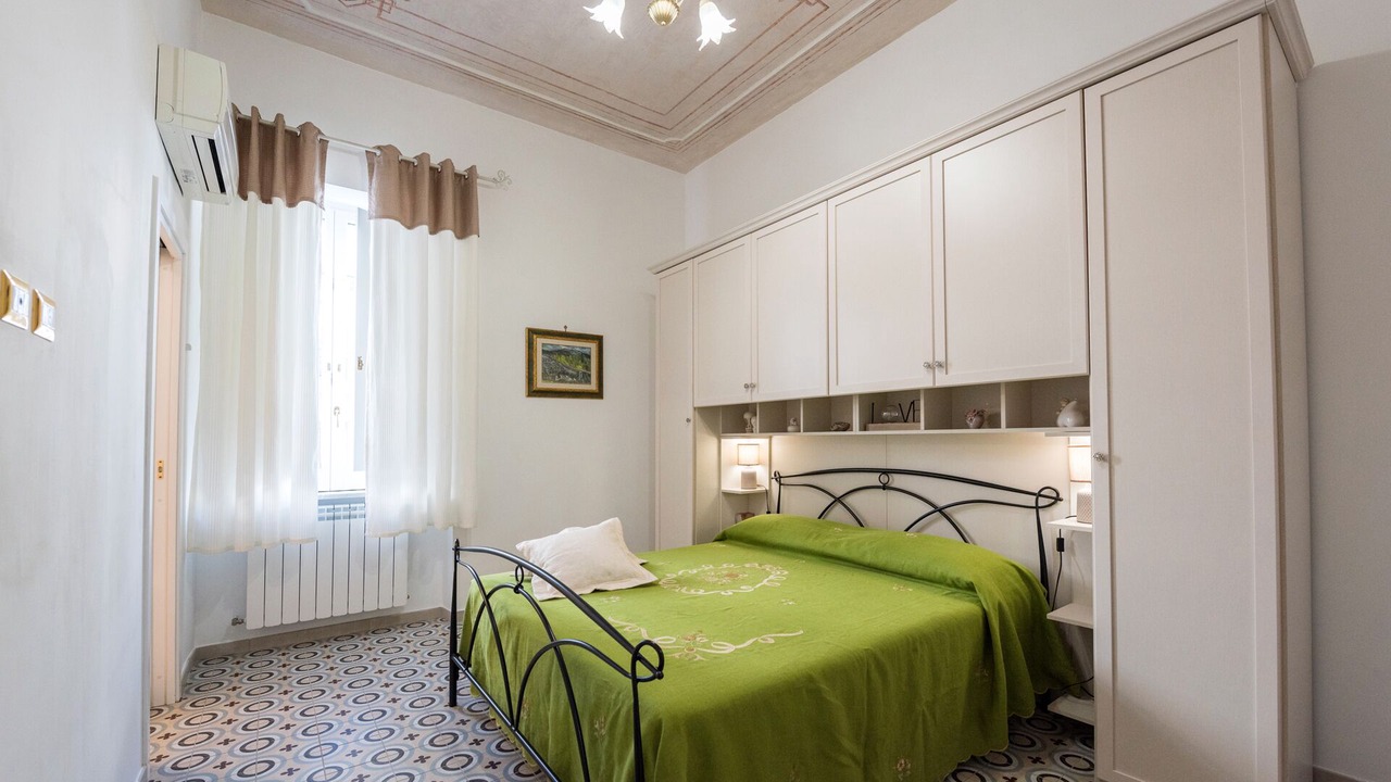 Photo of Bedroom in Historical Downtown Salerno