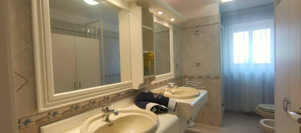 Photo of Bathroom in Caltanissetta