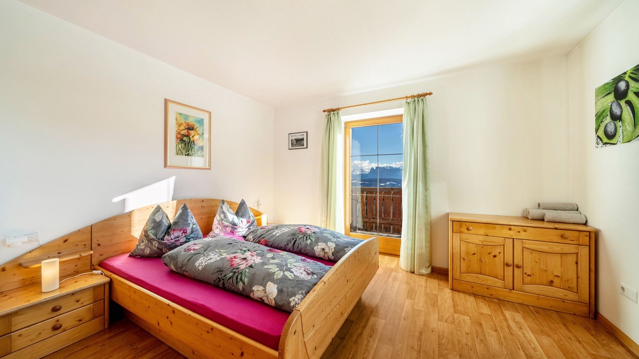 Photo of Bedroom in San Genesio Atesino