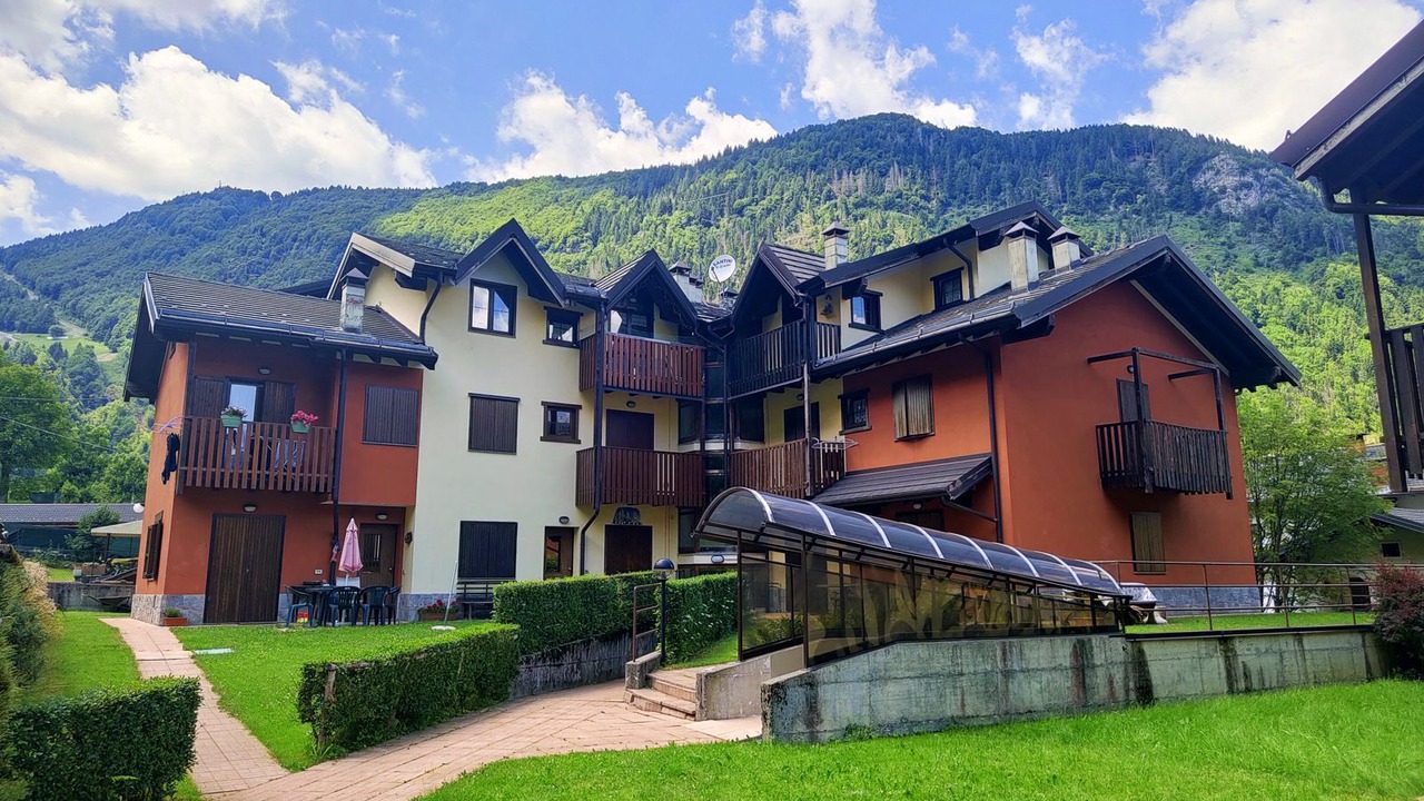 Photo of Outdoor in Colere
