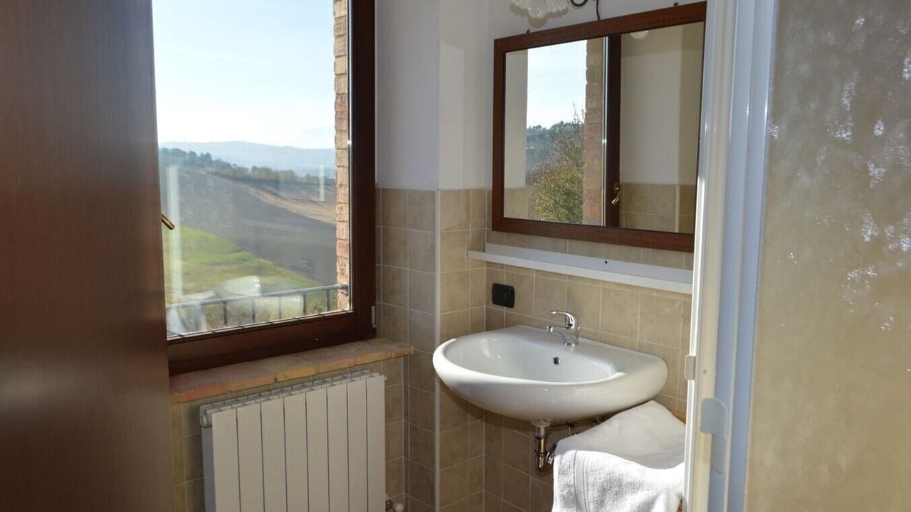 Photo of Bathroom in Loro Piceno