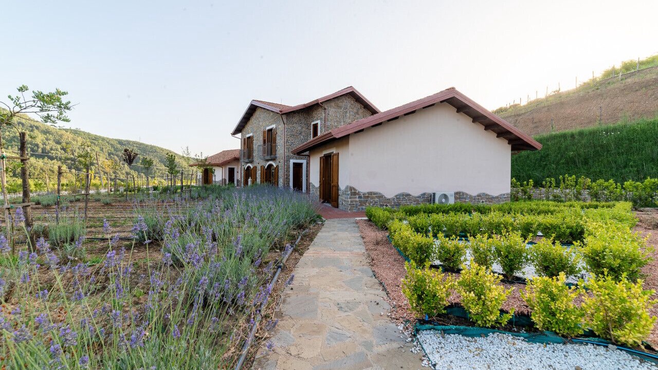 Photo of Outdoor in Perito