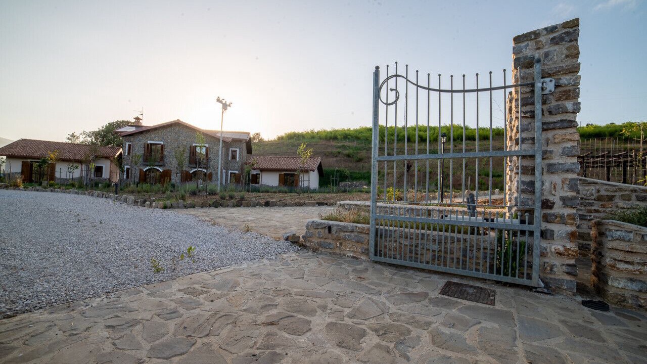 Photo of Outdoor in Perito