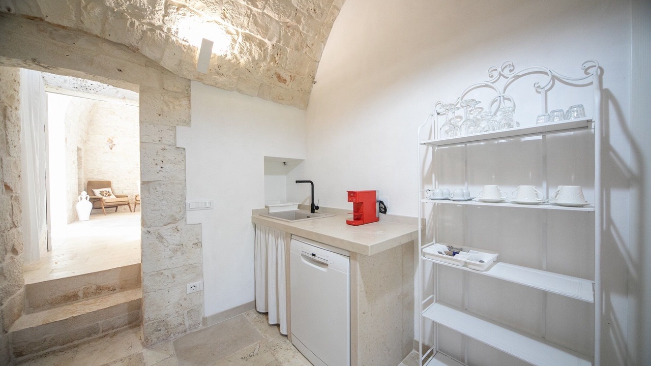Photo of Others in Alcanterini