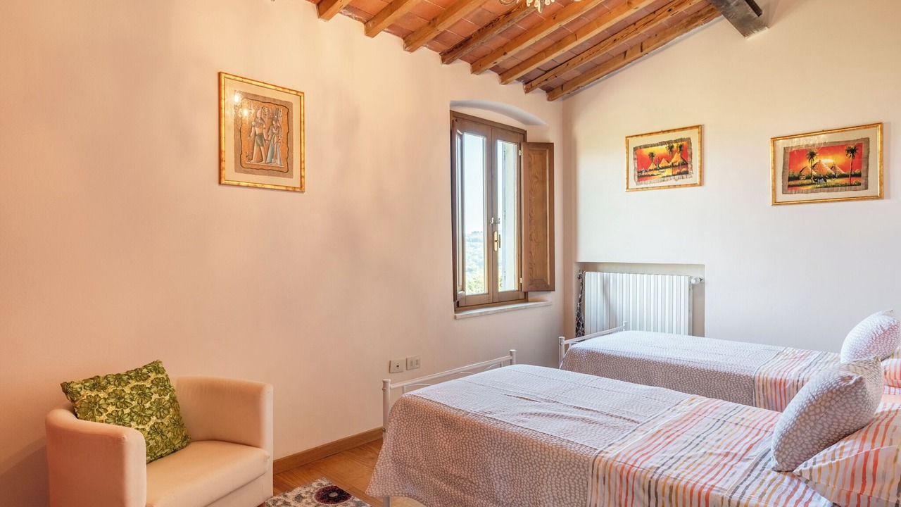 Photo of Bedroom in Serravalle Pistoiese