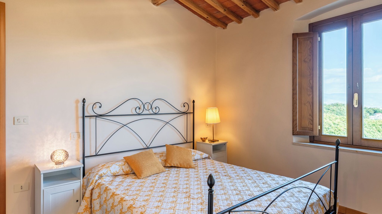 Photo of Bedroom in Serravalle Pistoiese
