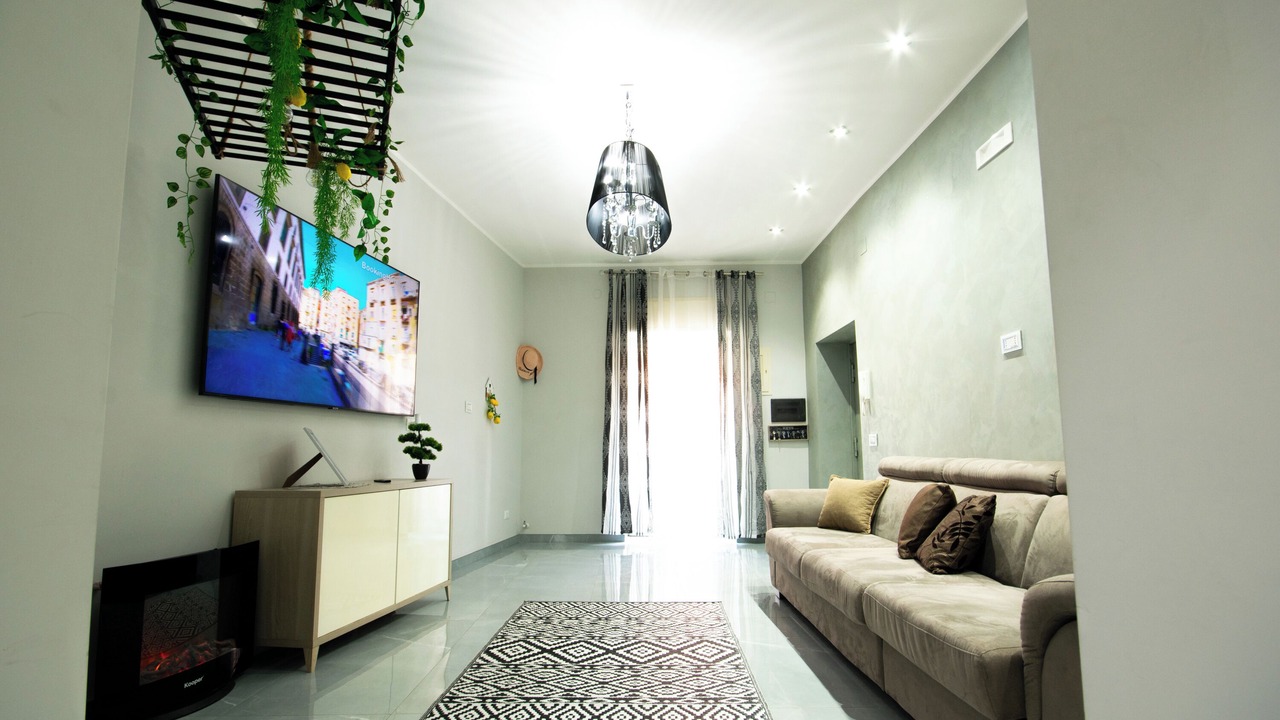 Photo of Livingroom in Naples