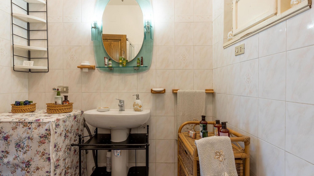 Photo of Bathroom in Castelvecchio Pascoli