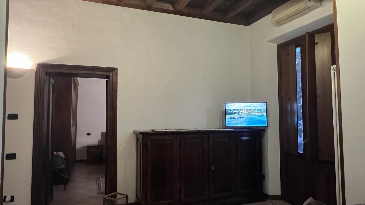 Photo of Others in Mantua