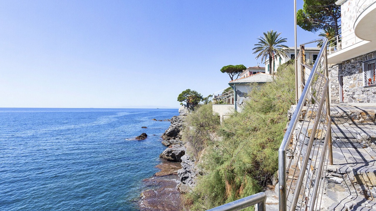 Photo of Others in Recco
