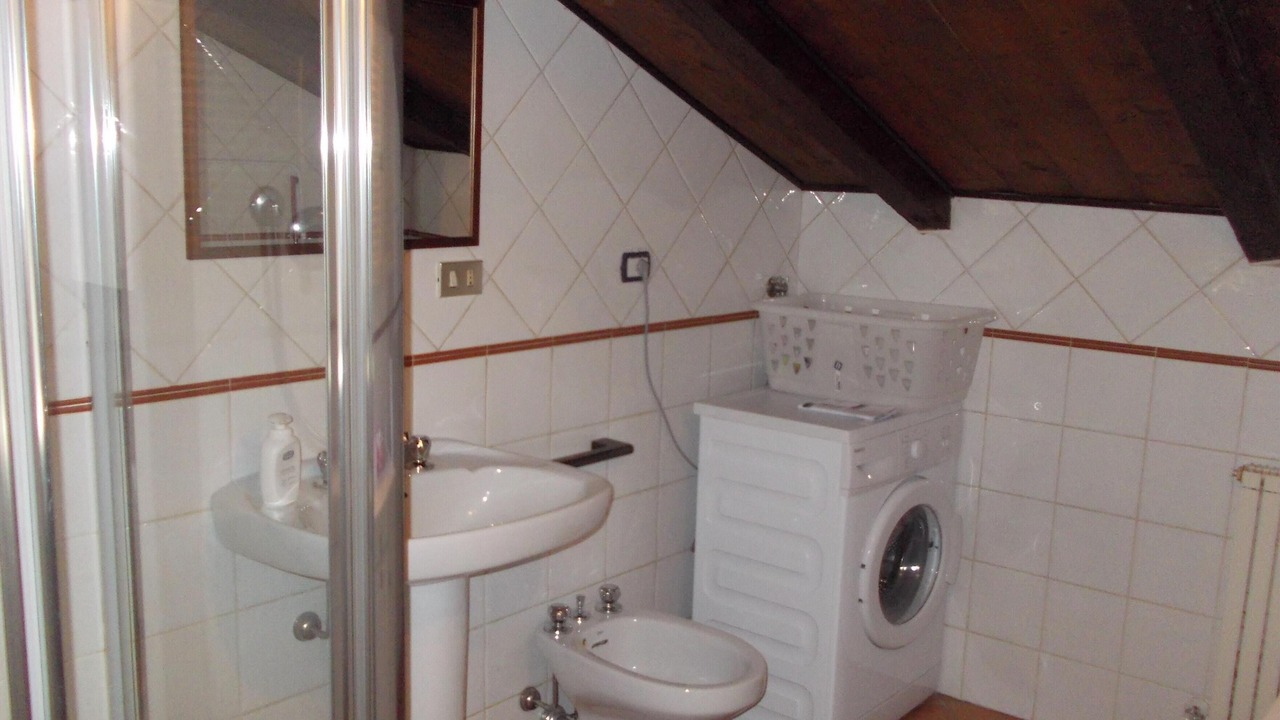 Photo of Bathroom in Nebbiuno