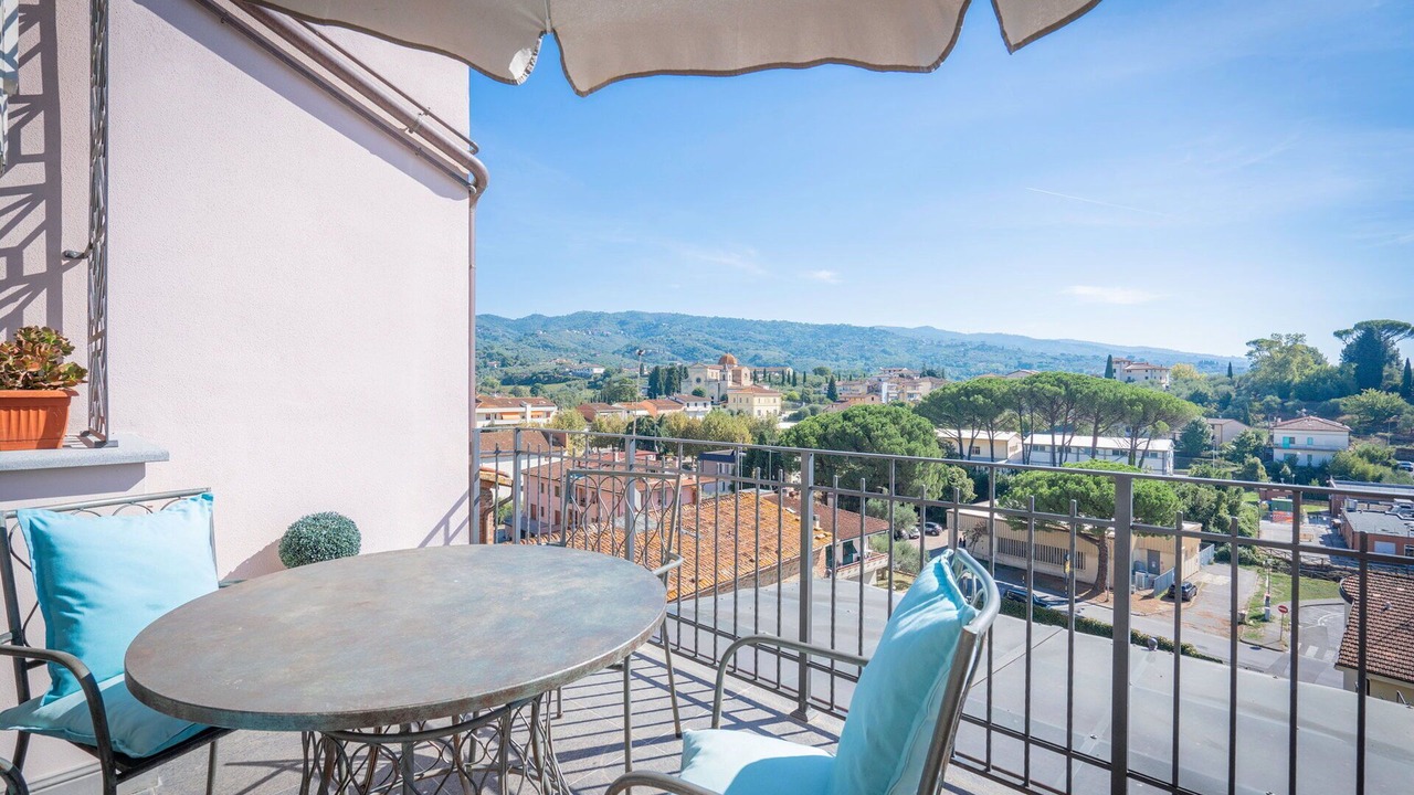 Photo of Patio Balcony in Lamporecchio