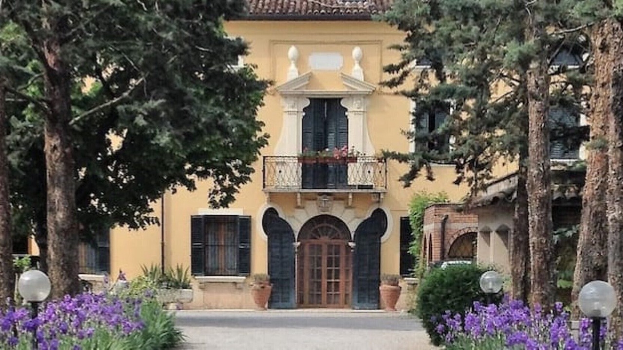 Photo of Outdoor in Ovest