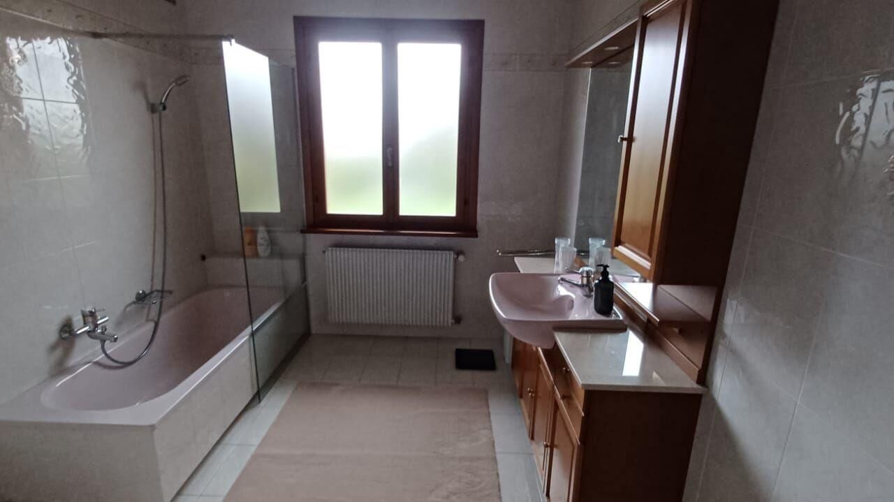 Photo of Bathroom in Arba