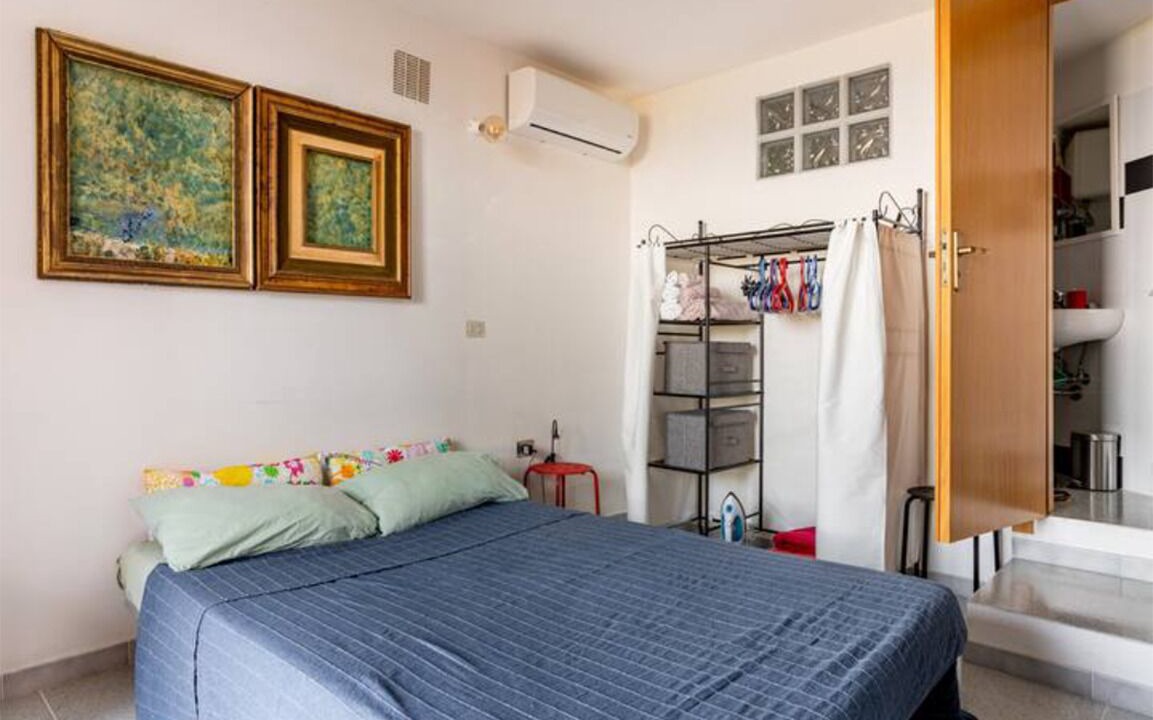 Photo of Bedroom in Magomadas