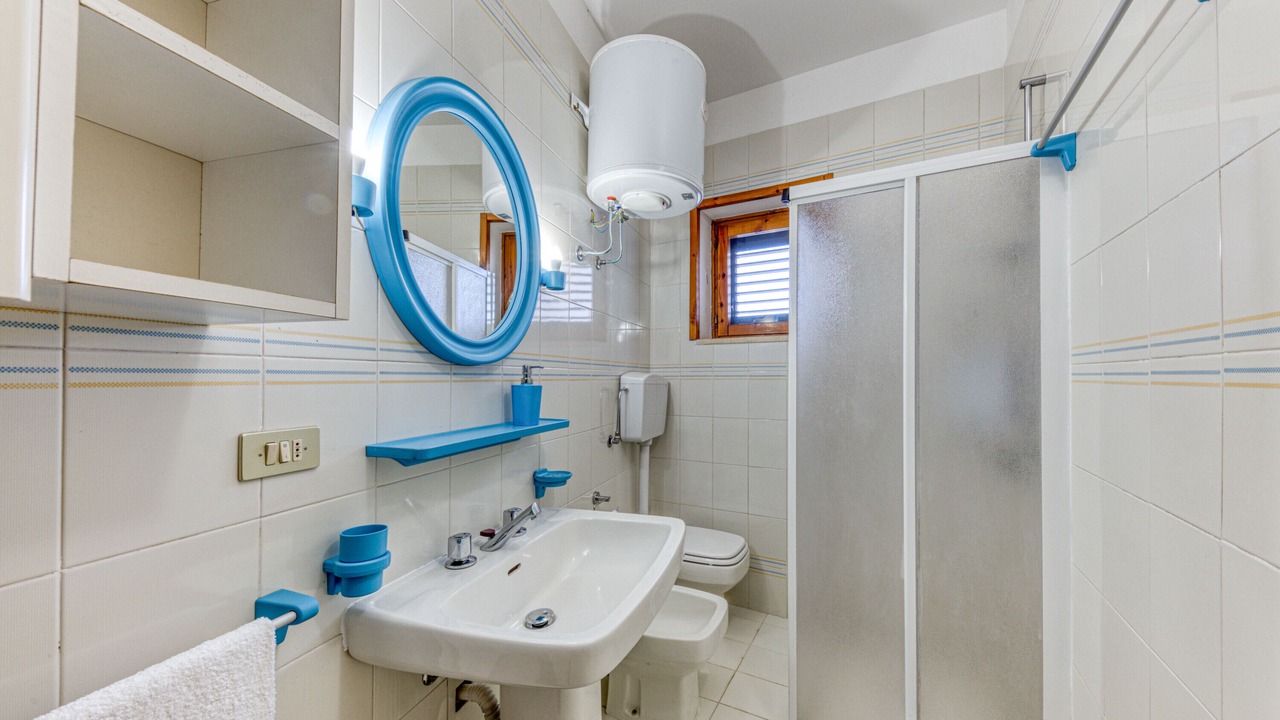 Photo of Bathroom in Lido Marini