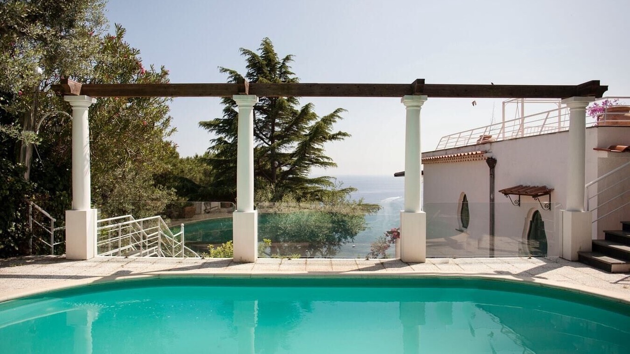 Photo of Outdoor in Sirenuse