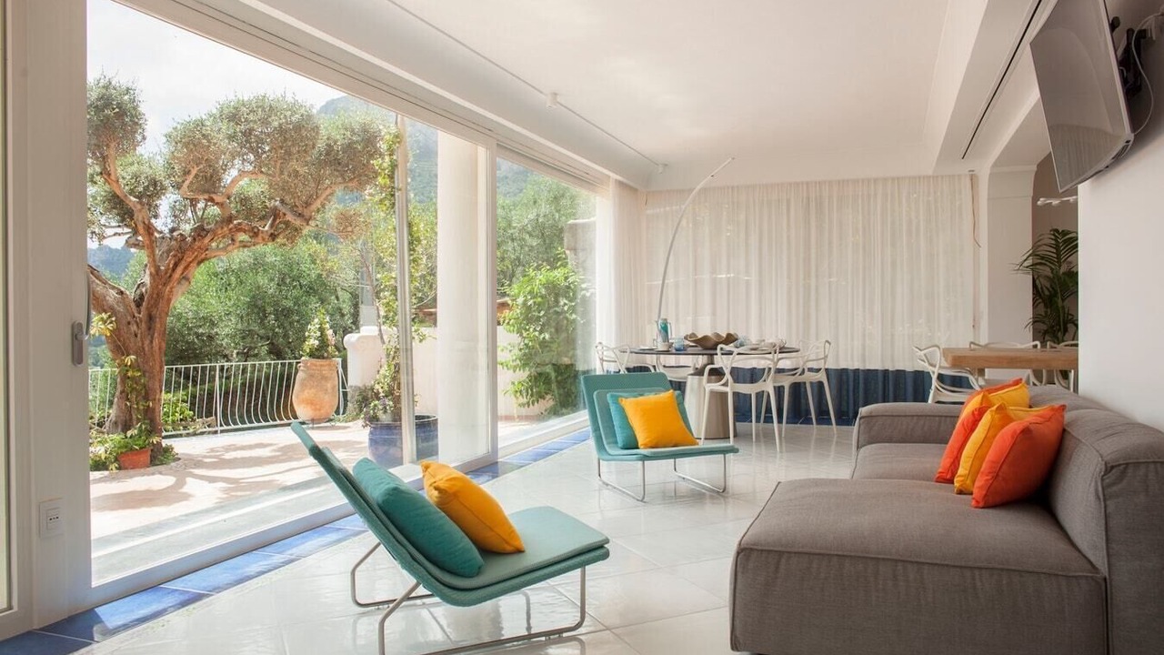 Photo of Livingroom in Sirenuse