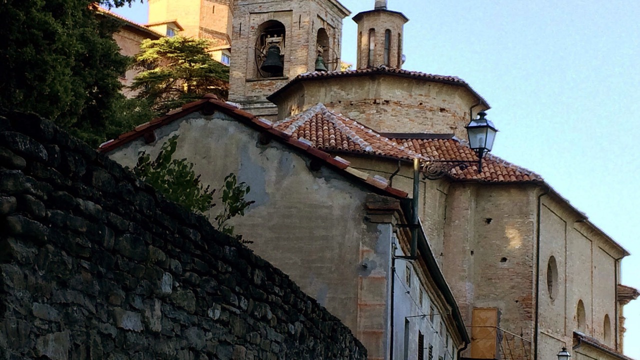 Photo of Others in Calamandrana