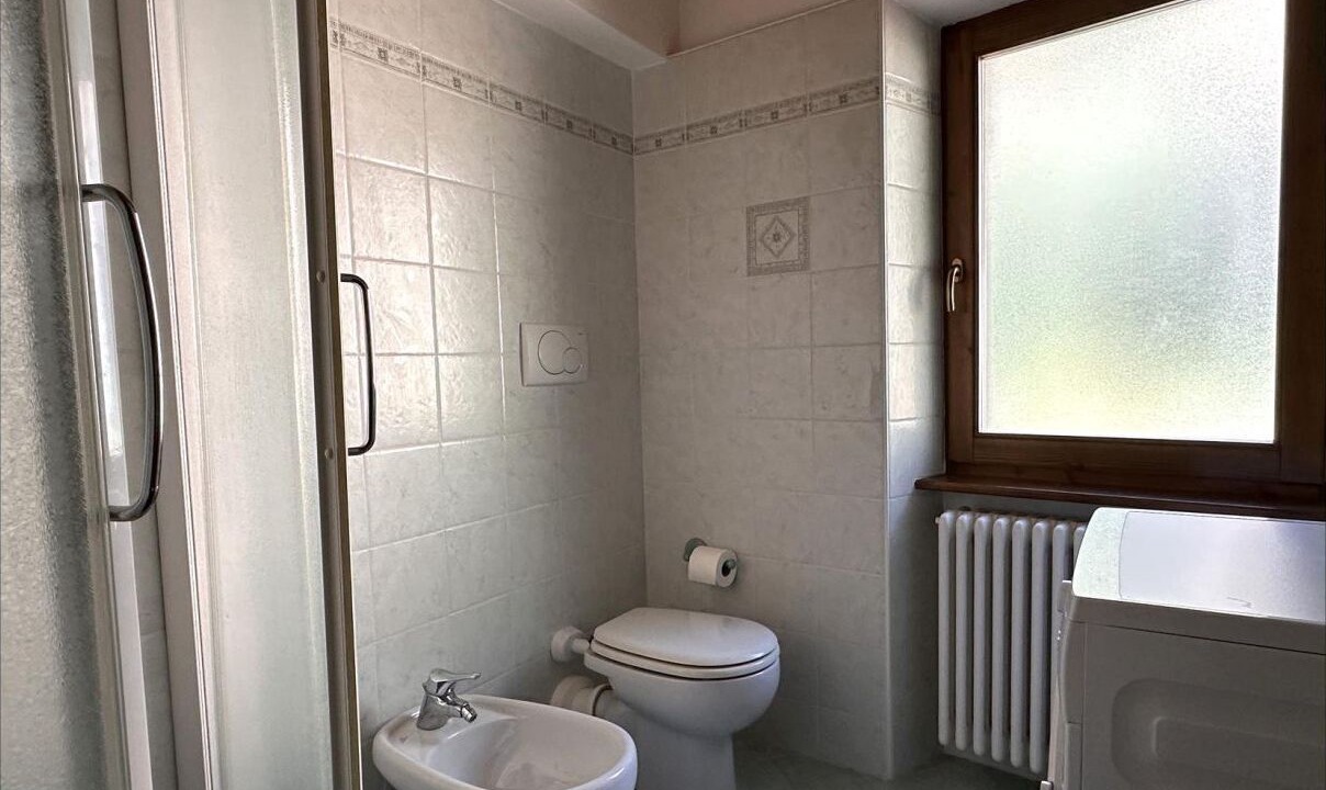 Photo of Bathroom in Colonno