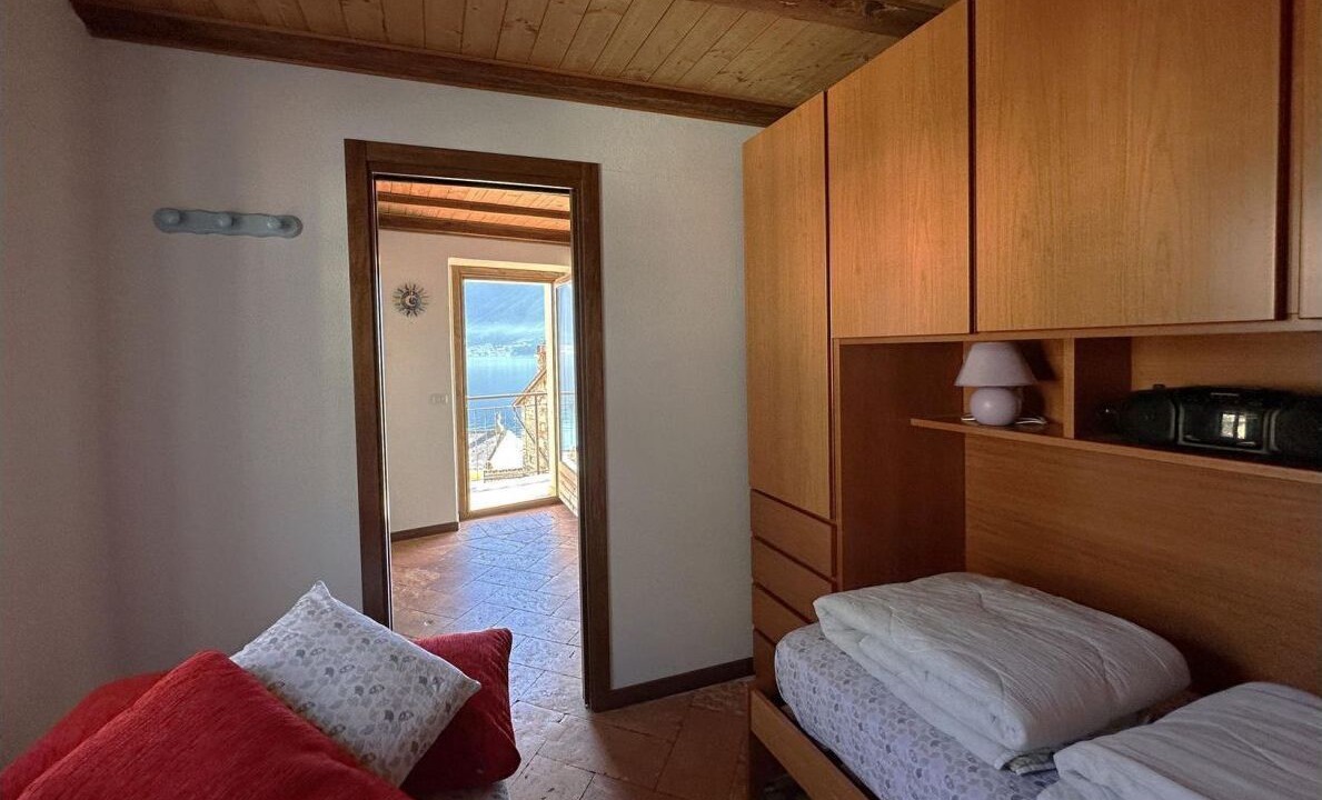 Photo of Bedroom in Colonno