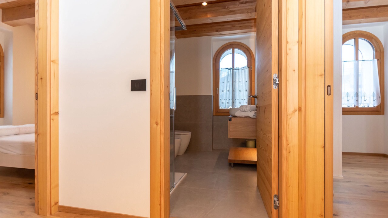 Photo of Bedroom in Caviola