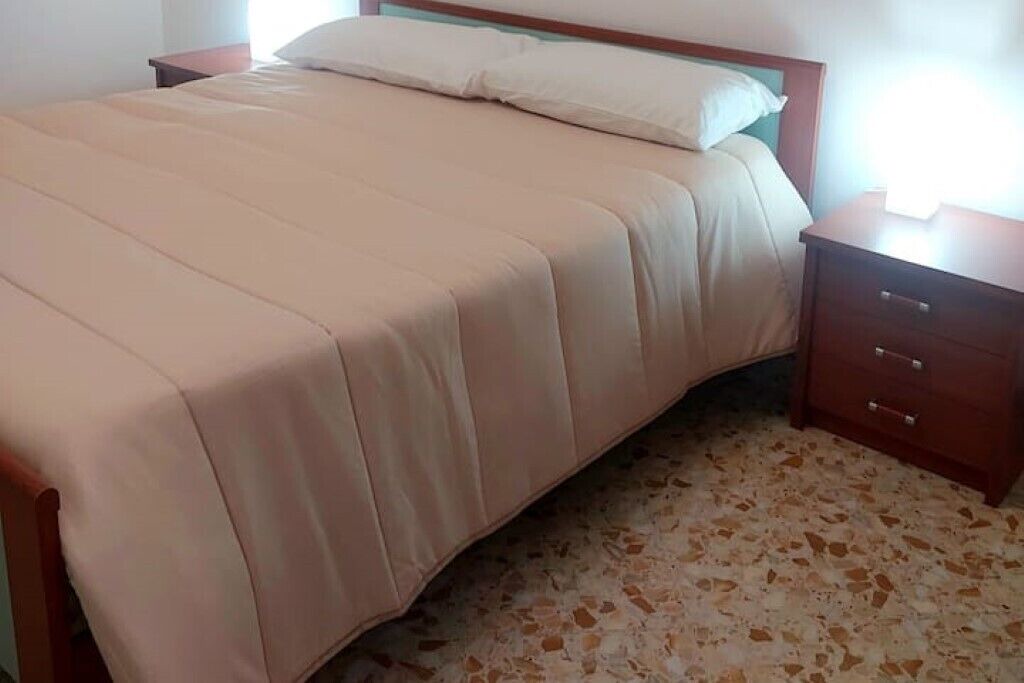 Photo of Bedroom in Eboli