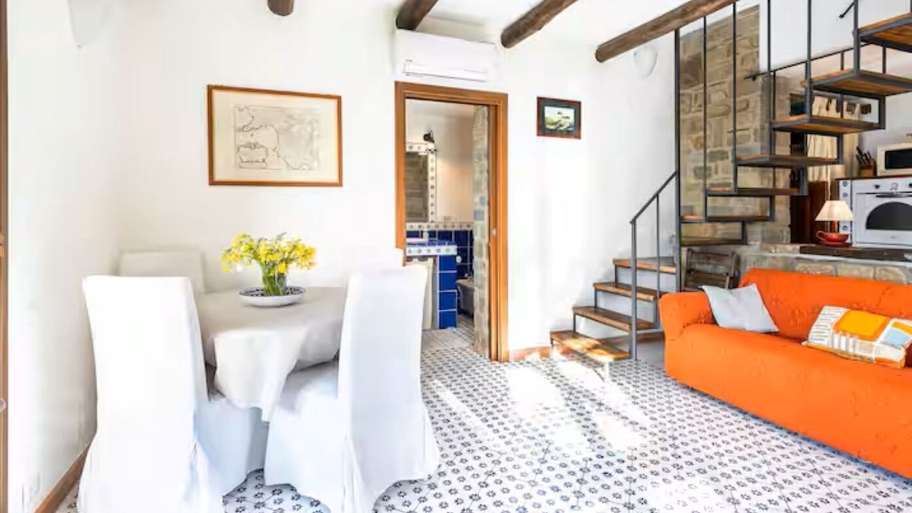 Photo of Livingroom in Castellabate Historic Centre