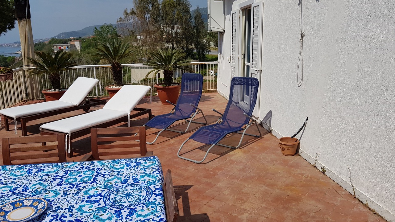 Photo of Patio Balcony in Belvedere Marittimo