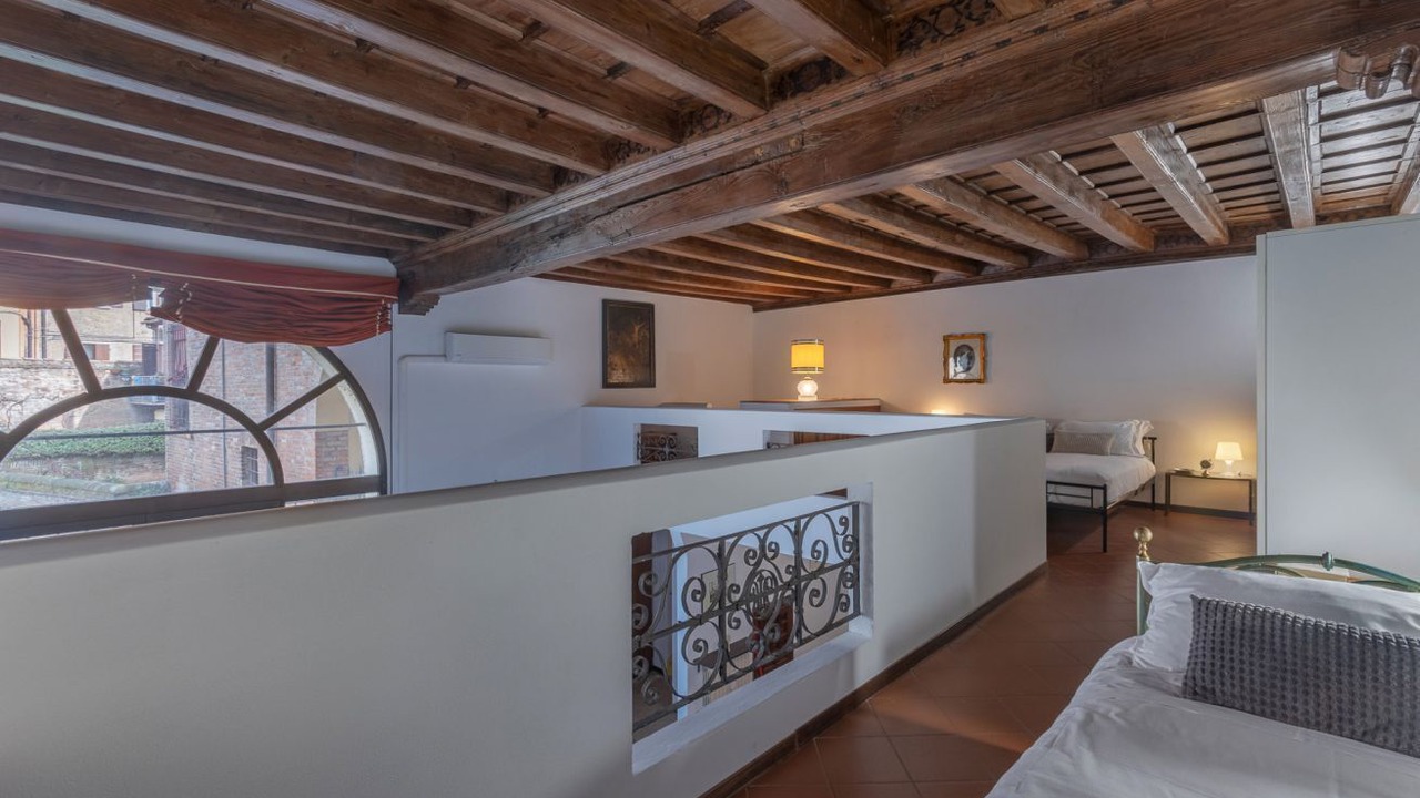 Photo of Bedroom in Ferrara Historic Centre