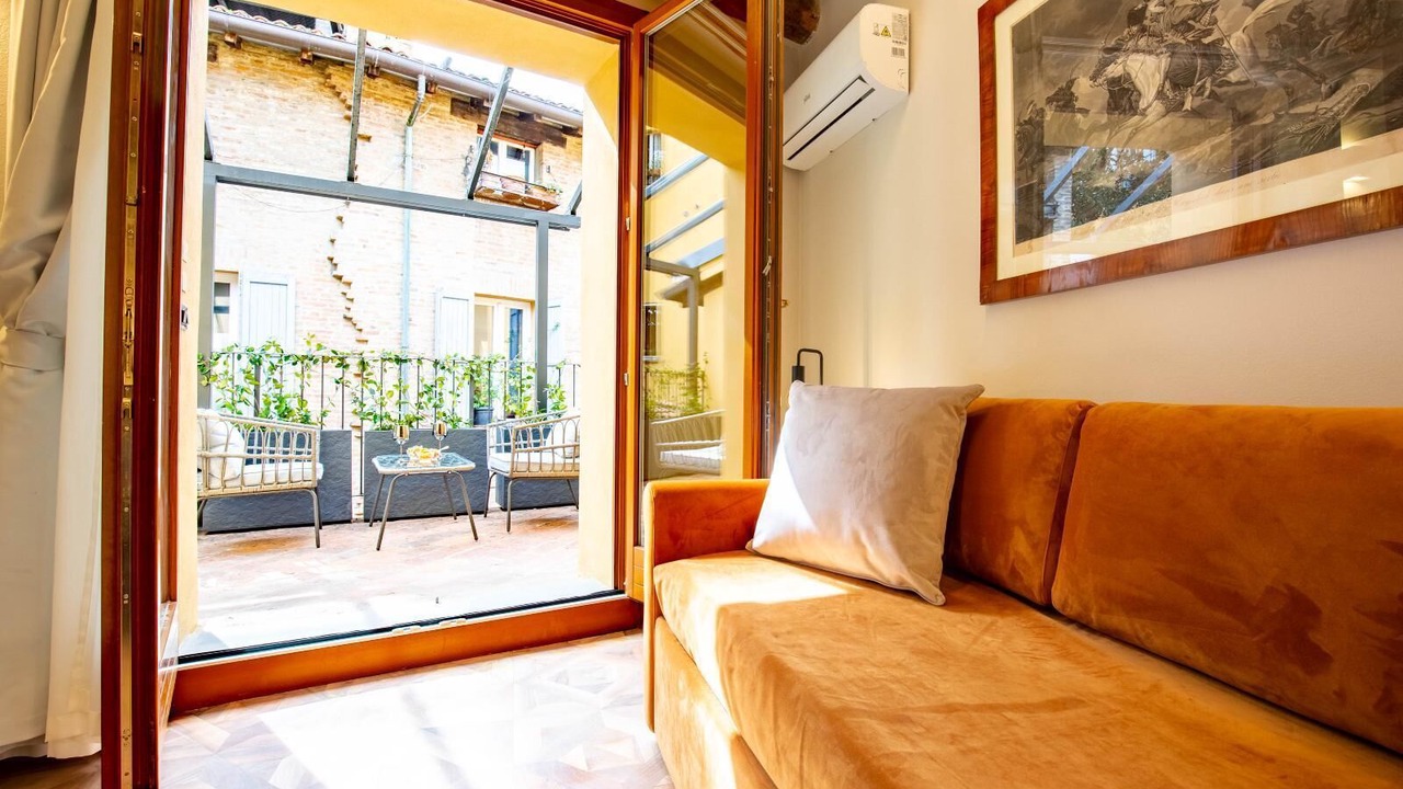 Photo of Livingroom in Historic Center