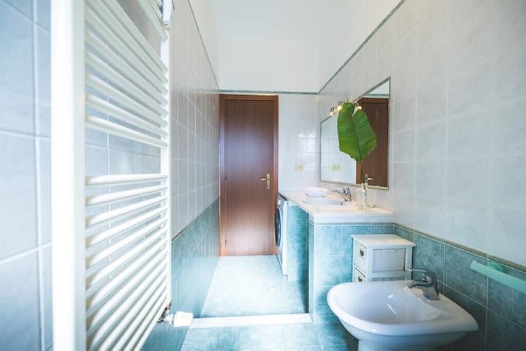 Photo of Bathroom in Gorla