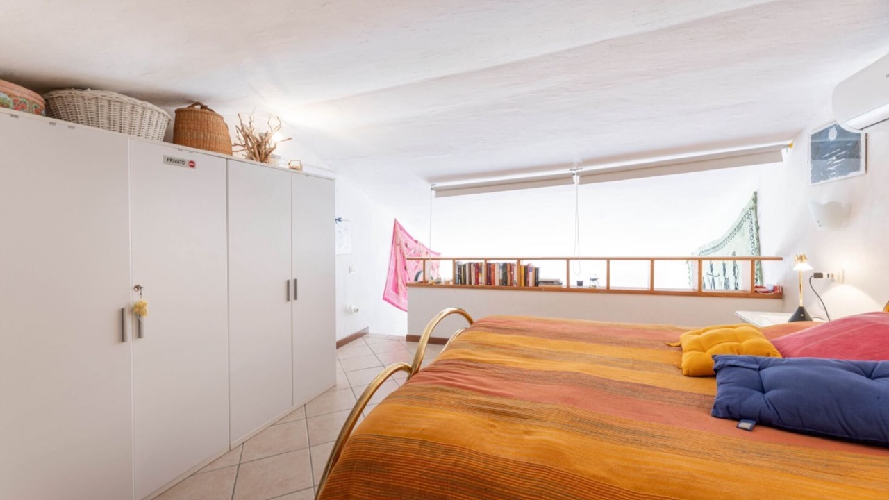 Photo of Bedroom in Mola