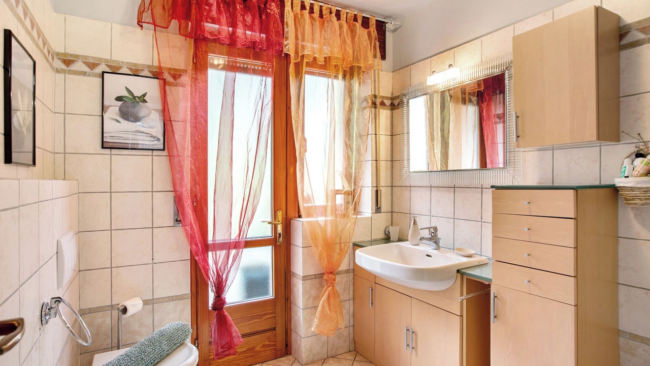 Photo of Bathroom in Panorama