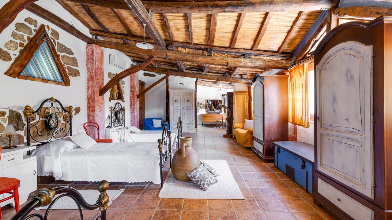 Photo of Bedroom in Orgosolo
