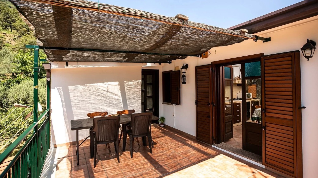 Photo of Outdoor in Mitogio