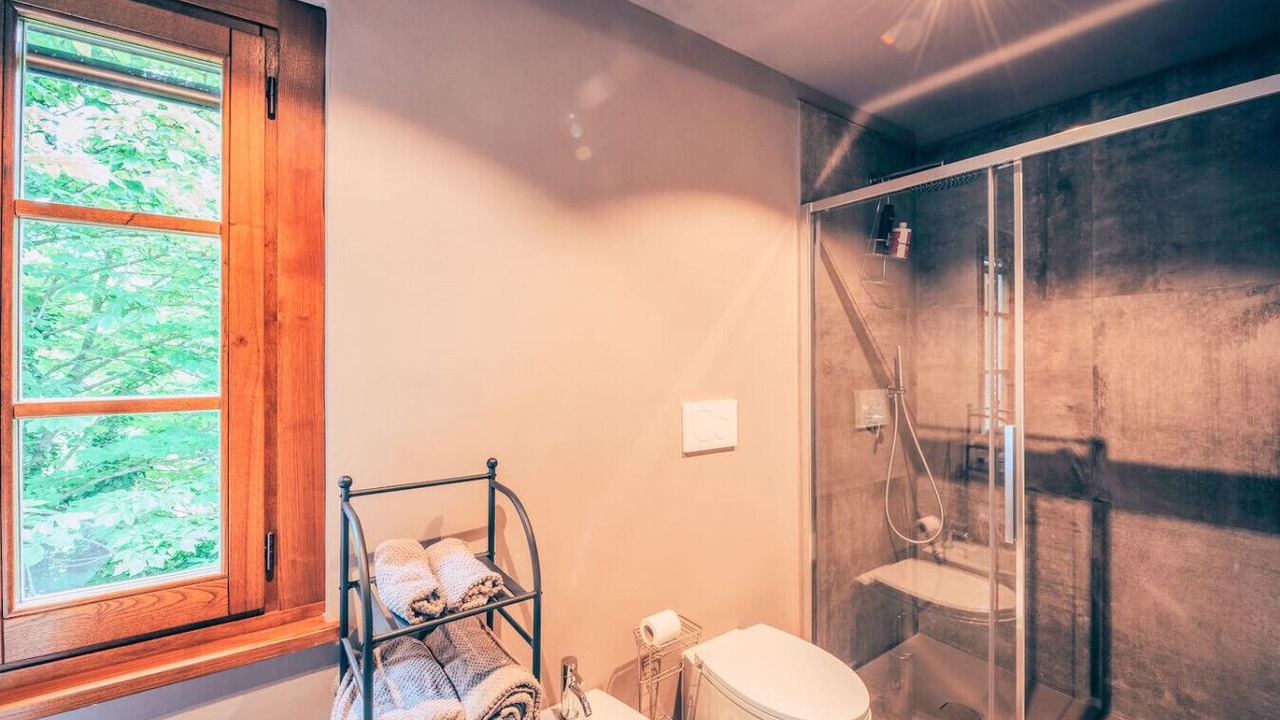 Photo of Bathroom in Poppi