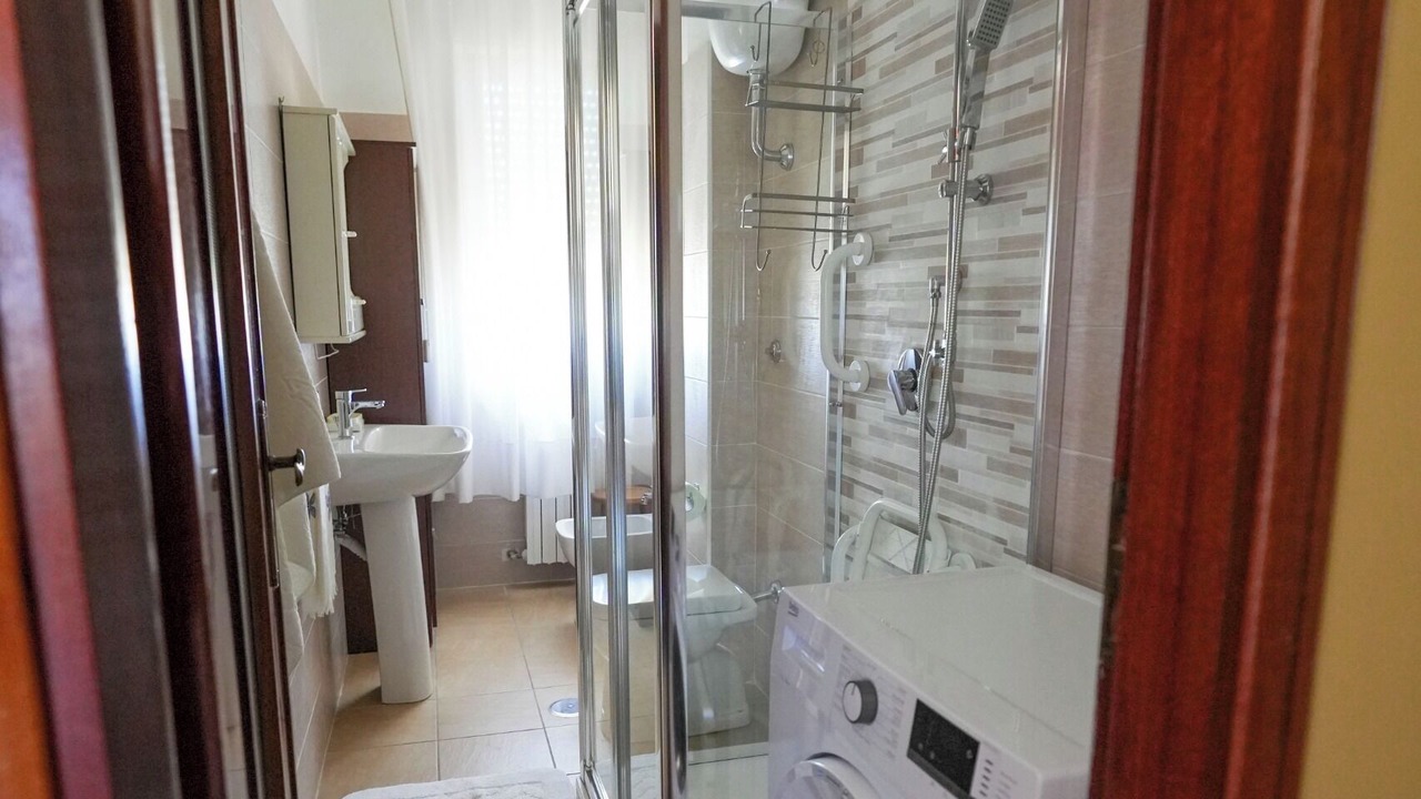 Photo of Bathroom in Crotone